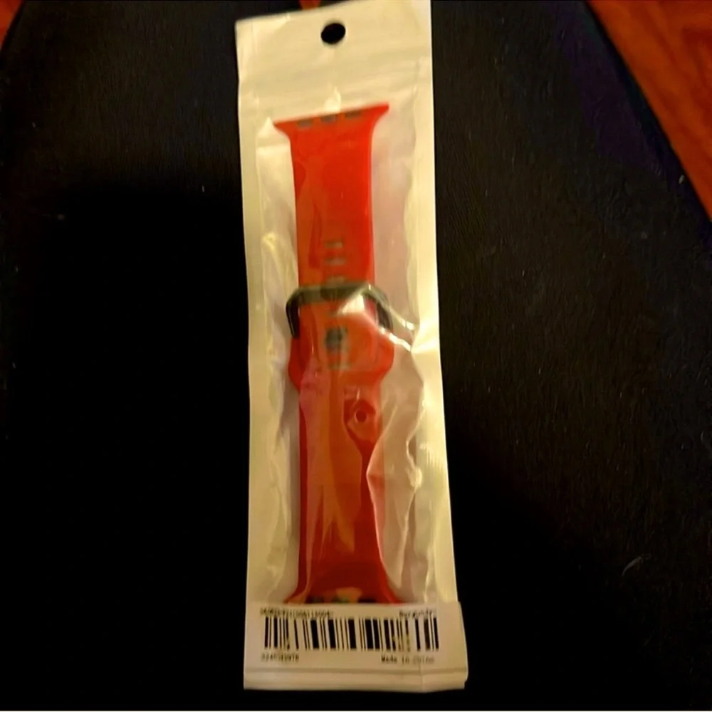 BNWT burgundy watch band for iwatch fits 44 mm to 49 mm
